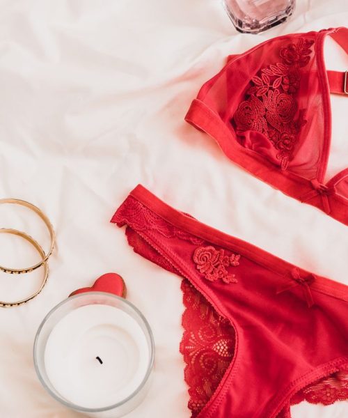 The-allure-of-lingerie
